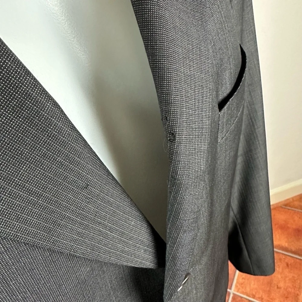 Hugo Boss Dark Grey Notched Lapel Mens Blazer Size US 44